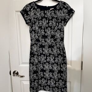 J. Crew Blue and White Dress Size 2‎